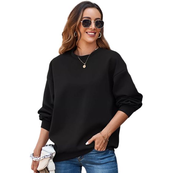 Styling a Black Sweatshirt for Casual Looks